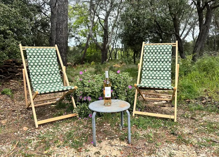 Maison Dans La Pinede