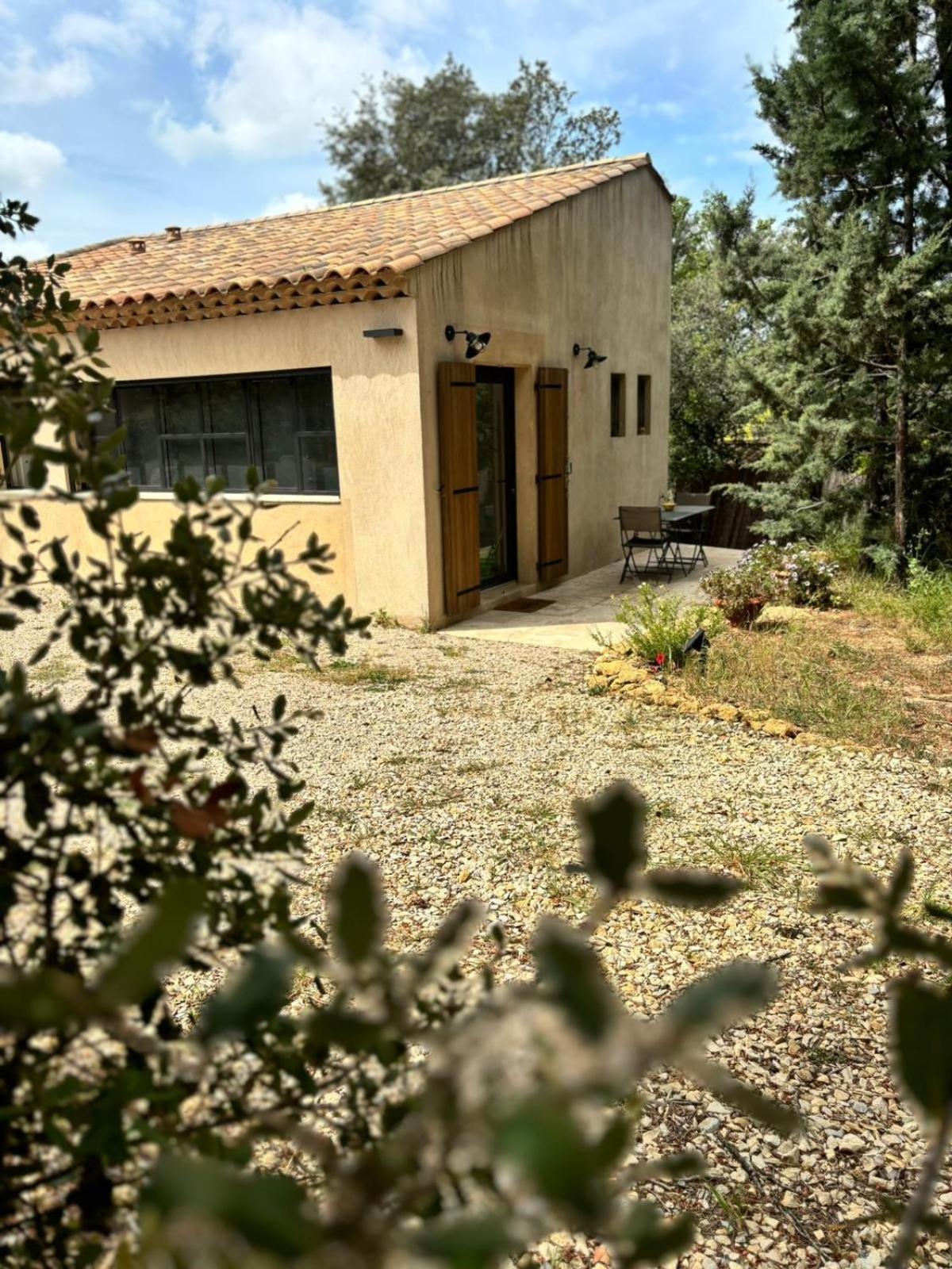 Maison Dans La Pinede Rognes